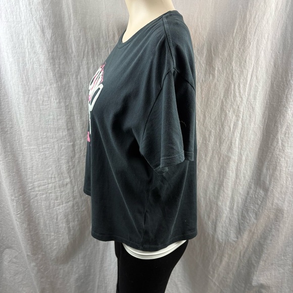 Anthropologie Girl Dangerous Tee COSMO CLUB FADED BLACK CLASSIC TEE M - Picture 6 of 9